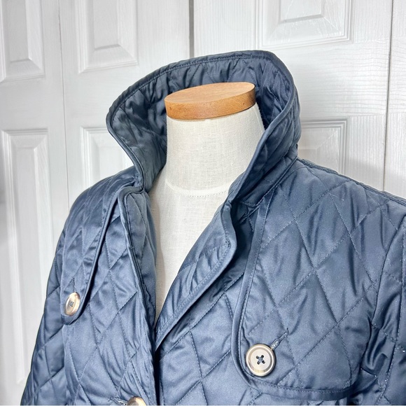 LLBean long black quilted/ insulated field jacket, plaid lining, item 276593 - Picture 2 of 5